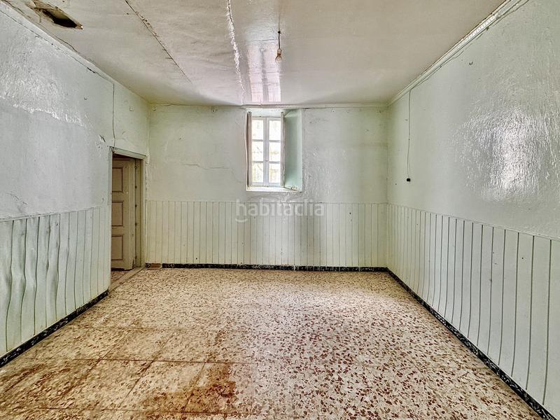 Foto 99d6acc0-dbd3-411e-a2ab-e235447f8944. Casa adossada amb calefacció aparcament a Pozorrubielos de la Mancha