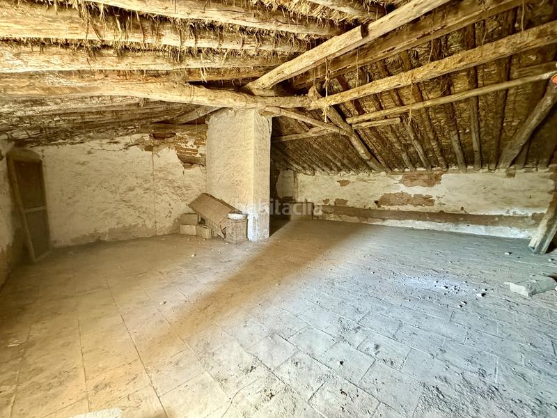 Foto eee1d4e2-757f-43ab-8ad8-40174b2b0fe7. Casa adossada amb calefacció aparcament a Pozorrubielos de la Mancha