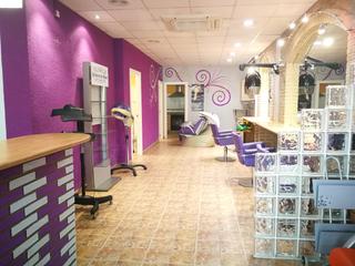 Local commercial  Torrent - calle mare de deu de la pau. Quieres invertir? pues tenemos el local comercial perfecto para