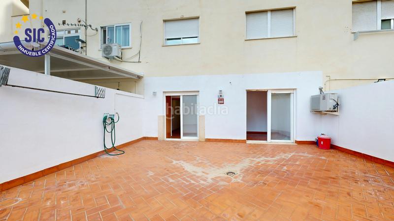 Foto 185a880a-e8ef-4eec-80d0-2dcd3304af06. Pis amb calefacció aparcament a Zona Calle Valencia Torrent