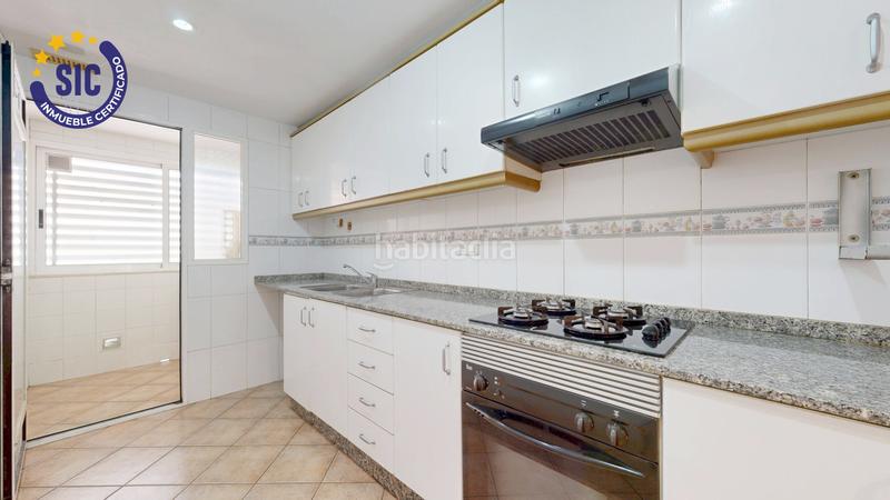 Foto 71577c64-c045-4e8b-a0dc-534c1a6f2f93. Pis amb calefacció aparcament a Zona Calle Valencia Torrent