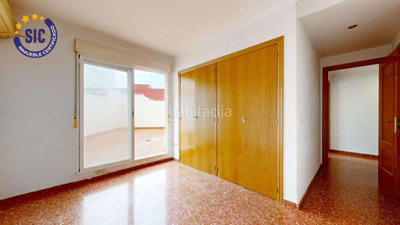 Foto 929bf63c-9b2b-4c44-8837-51783d67ef48. Pis amb calefacció aparcament a Zona Calle Valencia Torrent