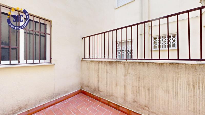 Foto 98c0f88d-f413-4354-85a8-f57c4c470819. Pis amb calefacció aparcament a Zona Calle Valencia Torrent