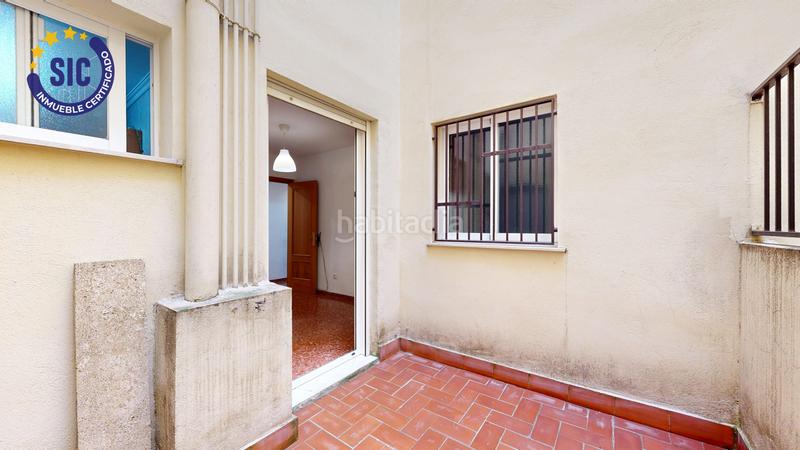 Foto dd9960f7-09d6-480a-bb91-53ceb5b64007. Pis amb calefacció aparcament a Zona Calle Valencia Torrent