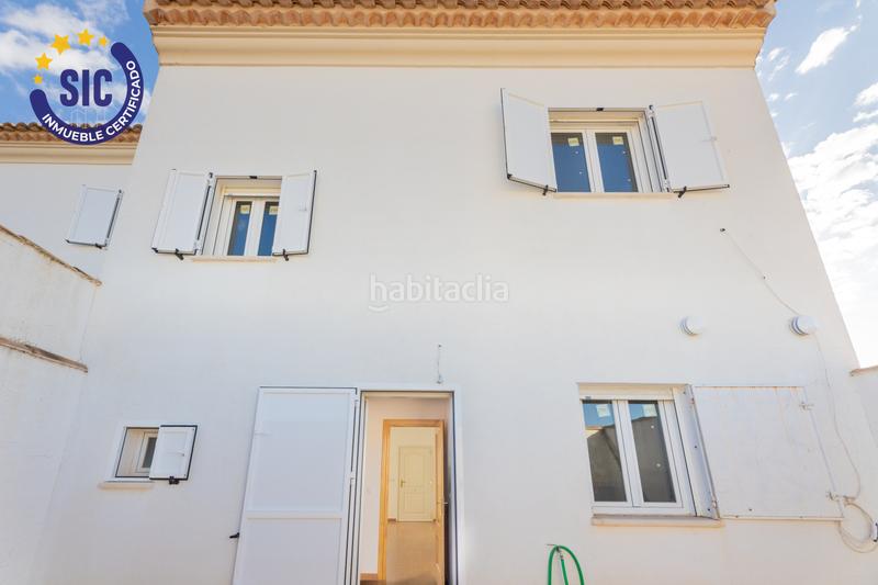 Foto 0754a578-c6e8-4f52-8622-78b8f1612d50. Maison jumelée avec parking dans Hontecillas