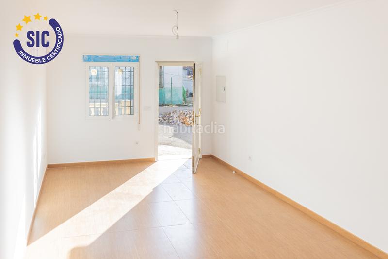 Foto 412f4808-9ed1-4fd7-a326-f2bdb2e2c36c. Maison jumelée avec parking dans Hontecillas