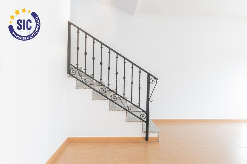 Foto 521e6b1e-fc2e-4c1d-acfa-7d2f8dc4b746. Maison jumelée avec parking dans Hontecillas