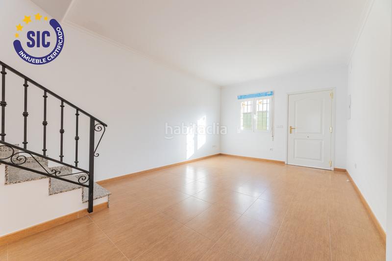 Foto 9d5e15f5-10a3-46e4-bced-3f921e2d2902. Maison jumelée avec parking dans Hontecillas