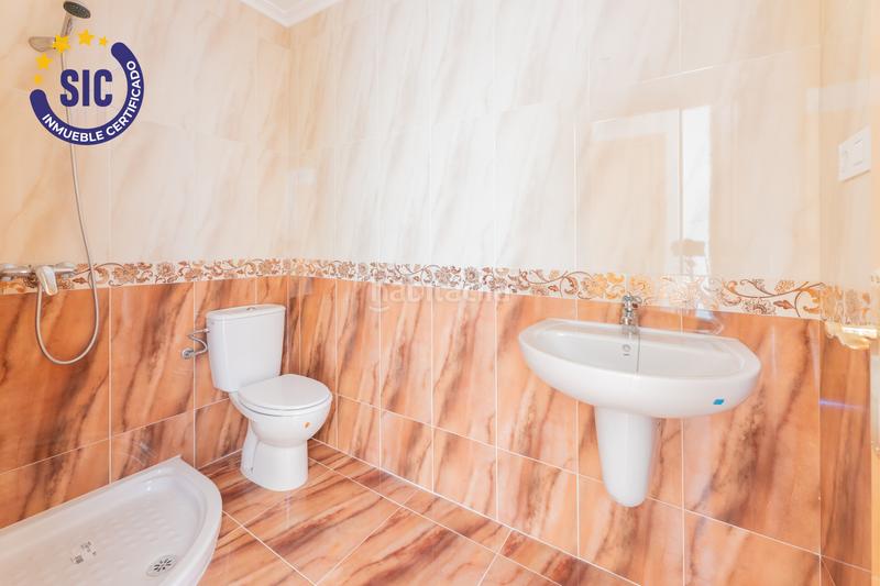 Foto a1d53c75-cdc2-4f29-b475-89911085ea18. Maison jumelée avec parking dans Hontecillas