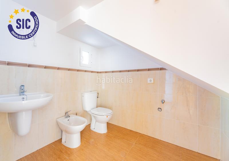 Foto c5ec025d-9fac-4f69-a235-3e3915b60bce. Maison jumelée avec parking dans Hontecillas