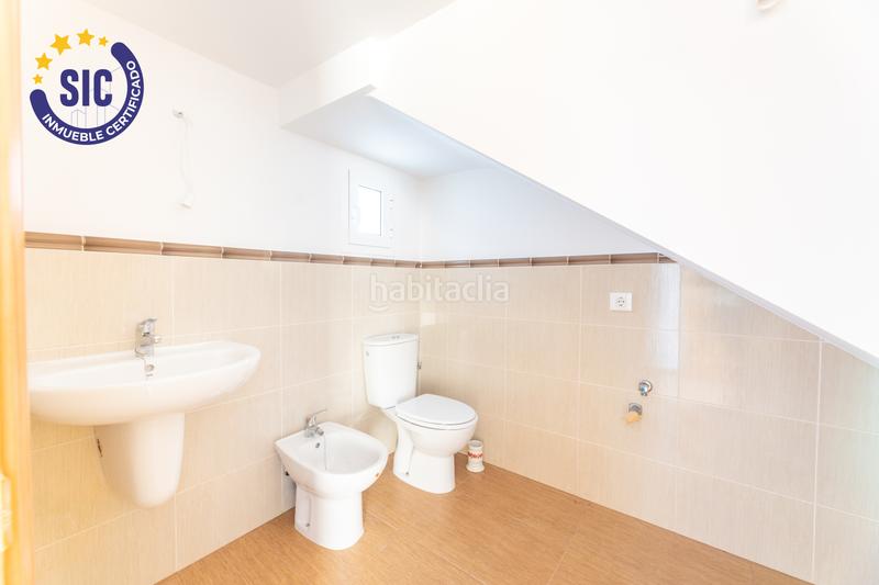 Foto 6b6c5eb4-783a-4a01-bc2e-7b08b898a804. Maison jumelée avec parking dans Hontecillas