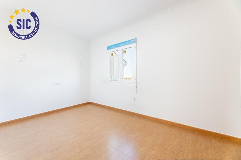 Foto 70a002f1-c203-44db-96f4-cb5ccb3691b5. Maison jumelée avec parking dans Hontecillas