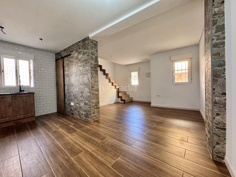 Foto a5953d0a-80c3-41df-86eb-cb9e9cd66c45. Lloguer casa aparellada amb calefacció a Centro - Casco Antiguo Torrent