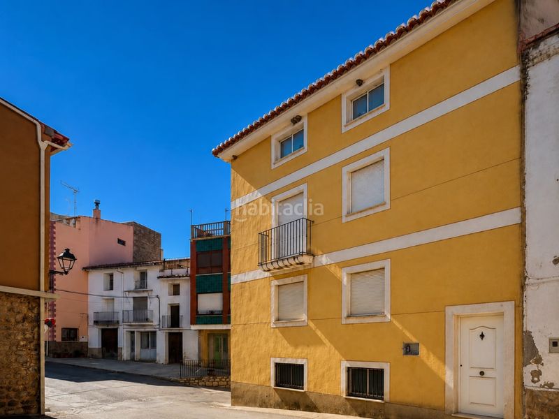 Foto 02e29b41-b8ab-4008-a960-3c24c7de30ad. Casa amb aparcament a Torás