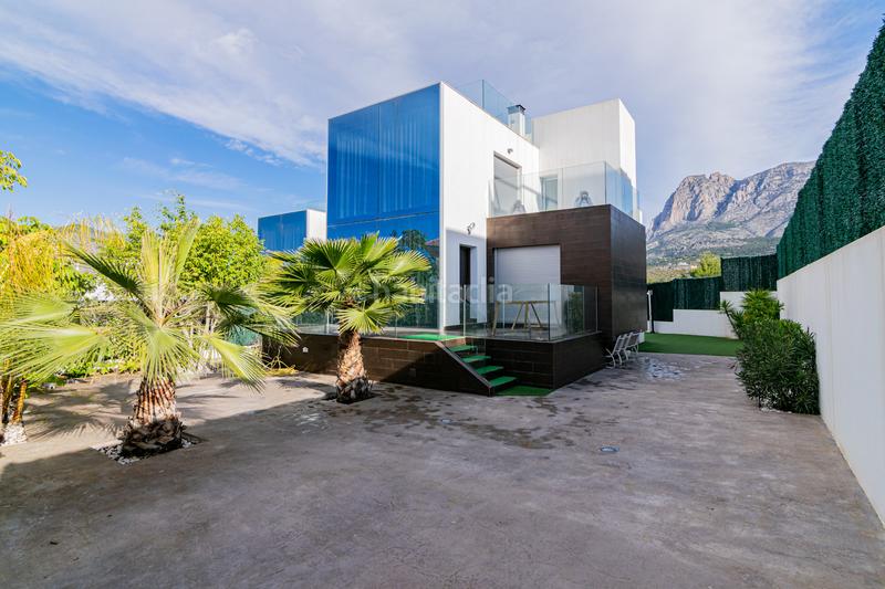 Foto c66fccc1-37fe-4721-9943-502290e781aa. Chalet with heating parking pool in Finestrat pueblo Finestrat