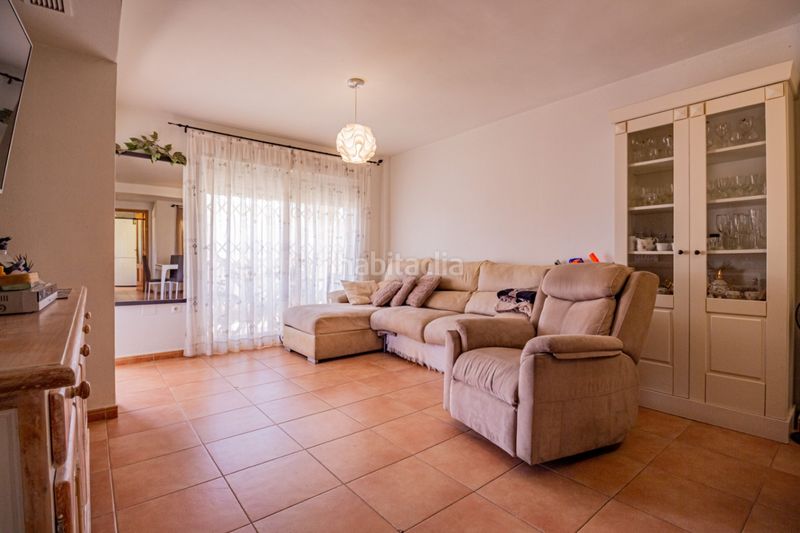 Foto fee20cb9-c379-40da-a5b4-fd73f72faf01. Casa adosada en Casco urbano Polop