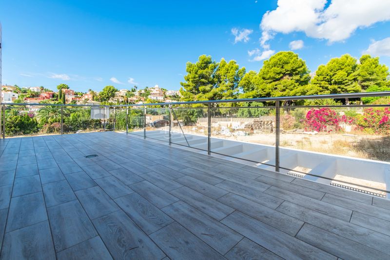 Foto 0ea715c9-9ab5-4319-90d3-e8ace65be3f5. Xalet amb aparcament piscina a La Nucia Pueblo Nucia (la)