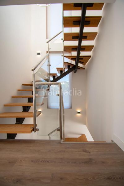 Foto 2a82b14b-7302-4e94-ba8f-85bb07ffbdbd. Xalet amb aparcament piscina a La Nucia Pueblo Nucia (la)