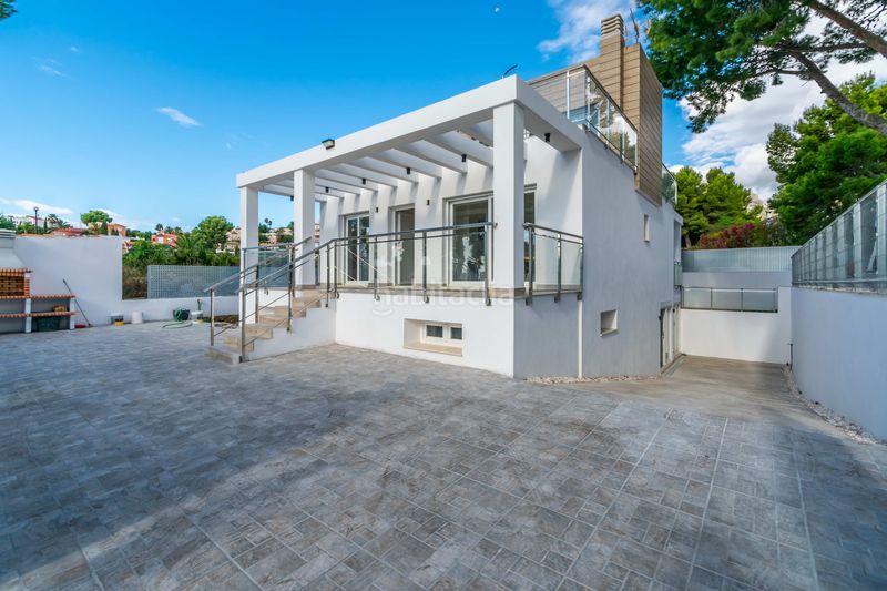 Foto f36e7846-6102-4461-9121-a1a92a608e05. Xalet amb aparcament piscina a La Nucia Pueblo Nucia (la)