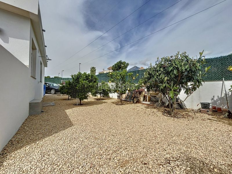 Foto 5e5f2382-2b70-4a43-9659-97a10003ac92. Chalet en Montebello - Nou Espai Nucia (la)