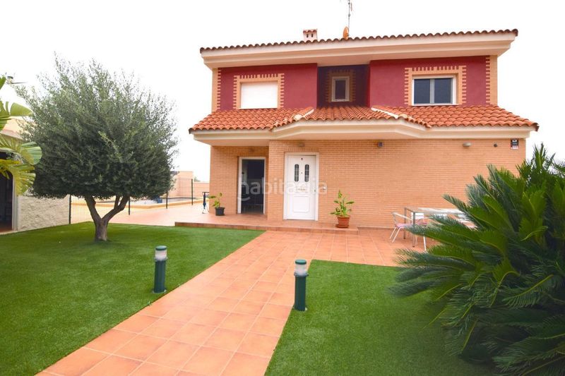 Foto a417ff00-f54a-45c7-9573-2979c5945573. Xalet amb aparcament piscina a Finestrat pueblo Finestrat