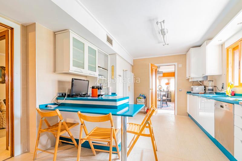 Foto 18e1797b-8ae7-4f72-92ab-eac2052a9931. Flat with parking pool in Playa Levante Benidorm