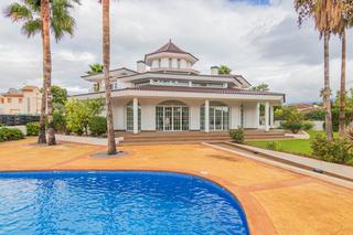 Chalet en Pueblo-Ubanizaciones