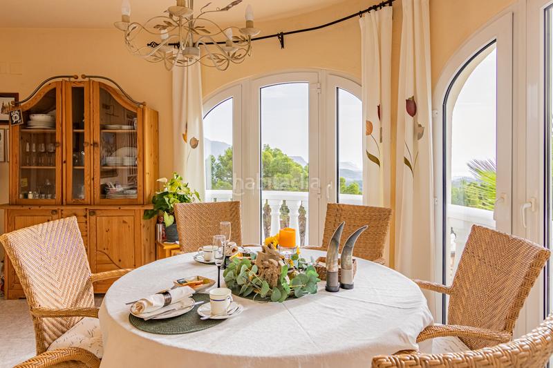 Foto 2d87c5c2-3f88-4e3d-986c-fb5857164e24. Chalet mit heizung parking pool in La Nucia Pueblo Nucia (la)