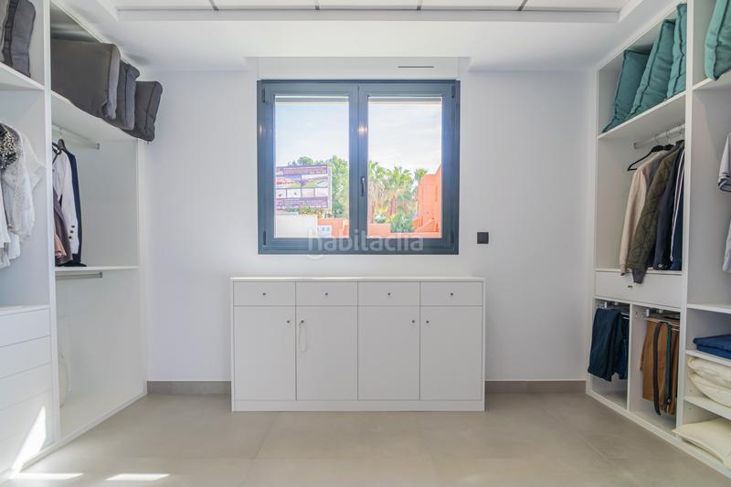 Foto 510e4ca5-88e7-40ce-a5d3-da859263b85b. Chalet mit heizung parking pool in Altea la vella Altea