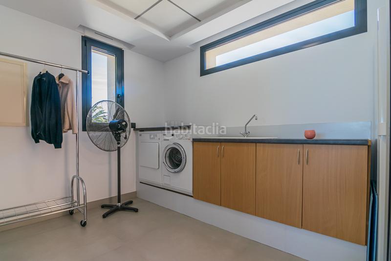 Foto f95bb39e-e79f-4db9-a5e6-84ba0e2f2a53. Chalet with heating parking pool in Altea la vella Altea