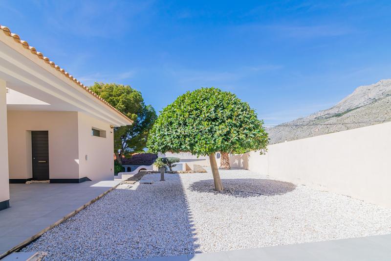 Foto a251a7b9-b448-4620-a786-06cfecd69462. Chalet en Altea la vella Altea