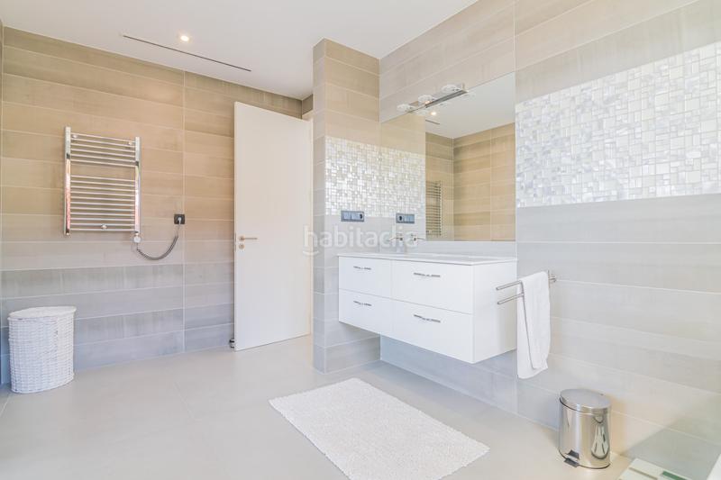 Foto f9cacc8a-be35-4931-8e88-7fbfbfd7310c. Chalet con riscaldamento parcheggio piscina in Altea la vella Altea