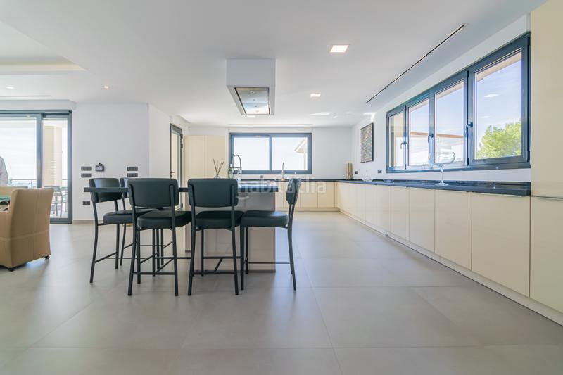 Foto 86edcfe7-d7a2-43d7-979d-5b8f8d59213c. Xalet amb calefacció aparcament piscina a Altea la vella Altea