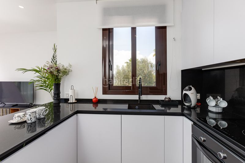 Foto 51fc339a-5627-4f2d-892d-4edef79a1615. Xalet amb calefacció aparcament piscina a Finestrat pueblo Finestrat