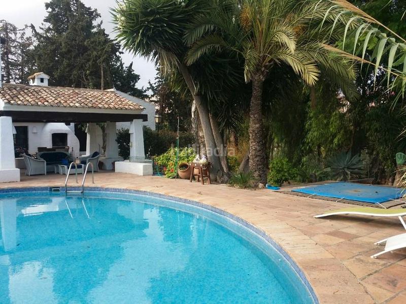 Foto 5018f9d5-3b21-4738-9cda-9290f77b6408. Chalet mit heizung parking pool in Pueblo-Ubanizaciones Alfàs del Pi (l´)