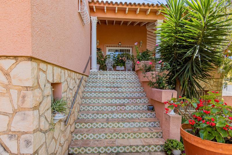 Foto 32befba6-32c2-4cde-9d57-96462118b9a8. Chalet avec chauffage parking piscine dans L´Albir Alfàs del Pi (l´)