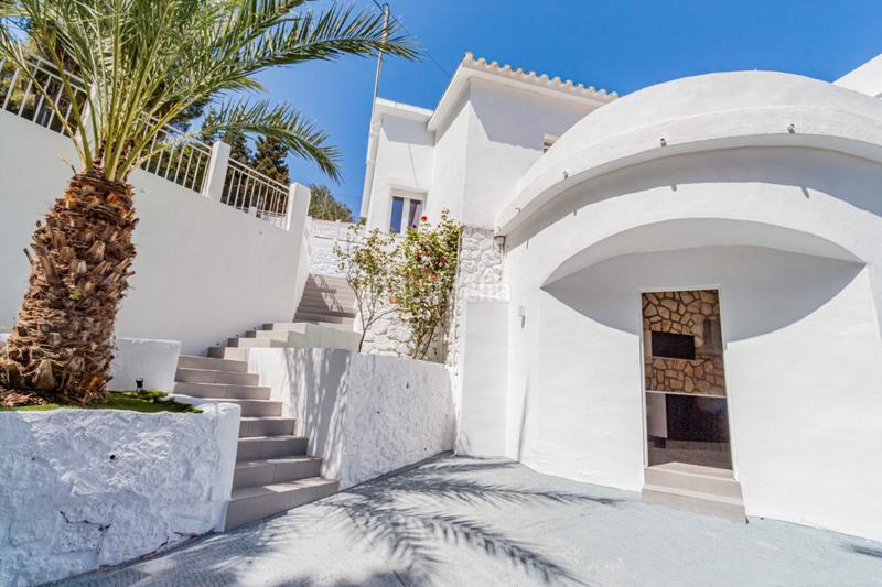 Foto 5a1f5c5c-331e-4e8c-b324-3bb50bf12f09. Chalet con riscaldamento parcheggio piscina in Altea ciudad Altea