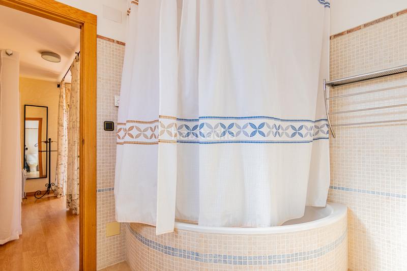 Foto 847d271a-34fe-49d1-9741-35446c27a63e. Chalet en Altea la vella Altea