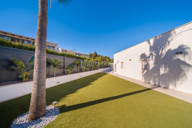 Foto 098d001b-98b7-4fc8-932d-46c80a31dcf6. Chalet with heating parking pool in L´Albir Alfàs del Pi (l´)