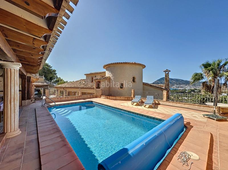 Foto bebd9c7c-2b13-47d0-86d5-7bb03d861837. Chalet with parking pool in Altea ciudad Altea