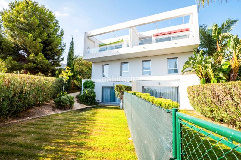 Foto 17fdf642-b28f-441d-9655-01bc7344c44f. Casa a schiera con parcheggio piscina in L´Albir Alfàs del Pi (l´)