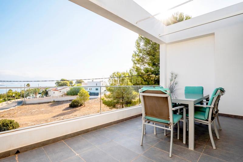 Foto 4b754589-38ef-41cd-8c6a-554c5ae07fd7. Maison jumelée avec parking piscine dans L´Albir Alfàs del Pi (l´)