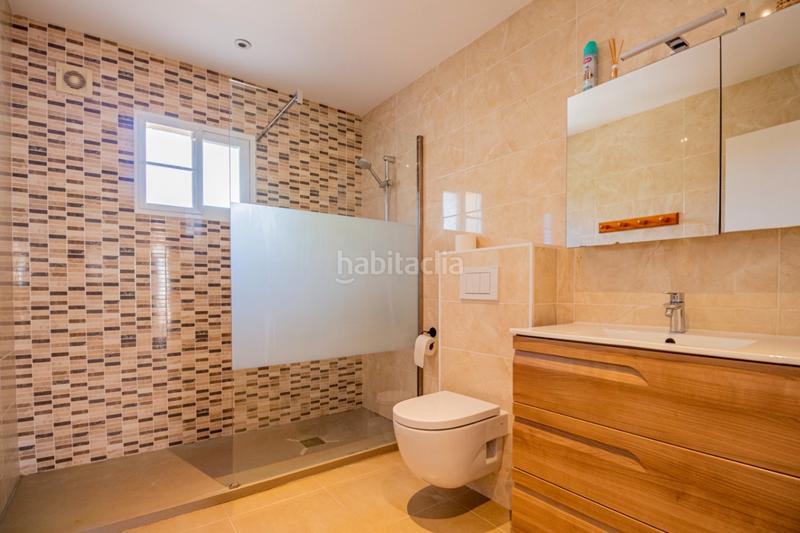 Foto 53eb7a1e-c176-44a5-97f1-8b994d467bf9. Chalet con riscaldamento parcheggio piscina in L´Albir Alfàs del Pi (l´)