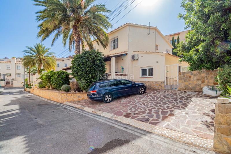 Foto a376cf70-8cb5-4a4a-b2f9-16250486f398. Chalet con riscaldamento parcheggio piscina in L´Albir Alfàs del Pi (l´)