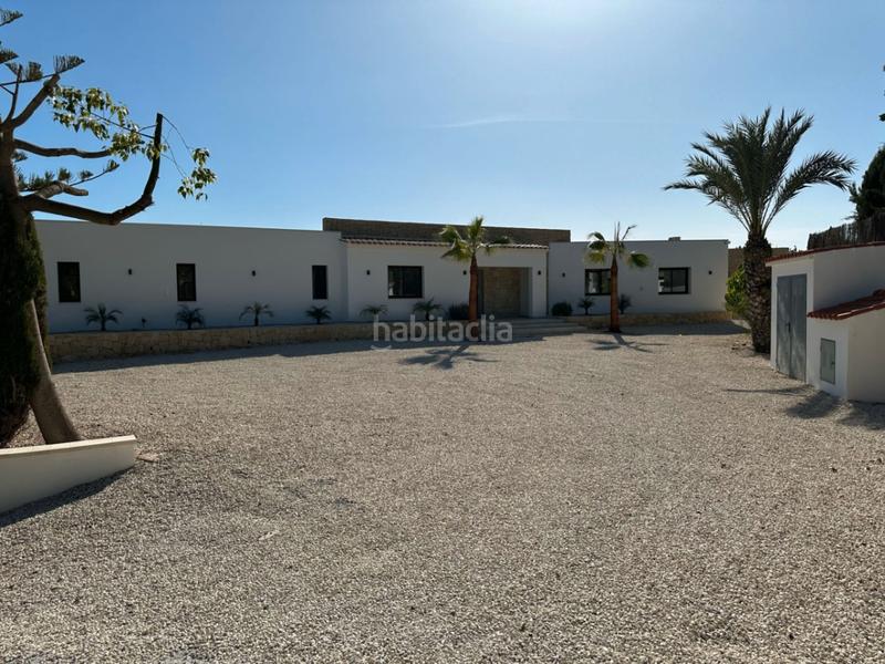 Foto 875523b0-0cdf-46ff-94bd-98b9fb552ff6. Chalet avec chauffage parking piscine dans Altea ciudad Altea