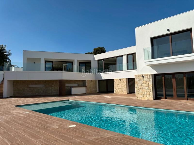 Foto b128c7ff-0285-43a3-ac62-b13d6e16ec06. Chalet con riscaldamento parcheggio piscina in Altea ciudad Altea