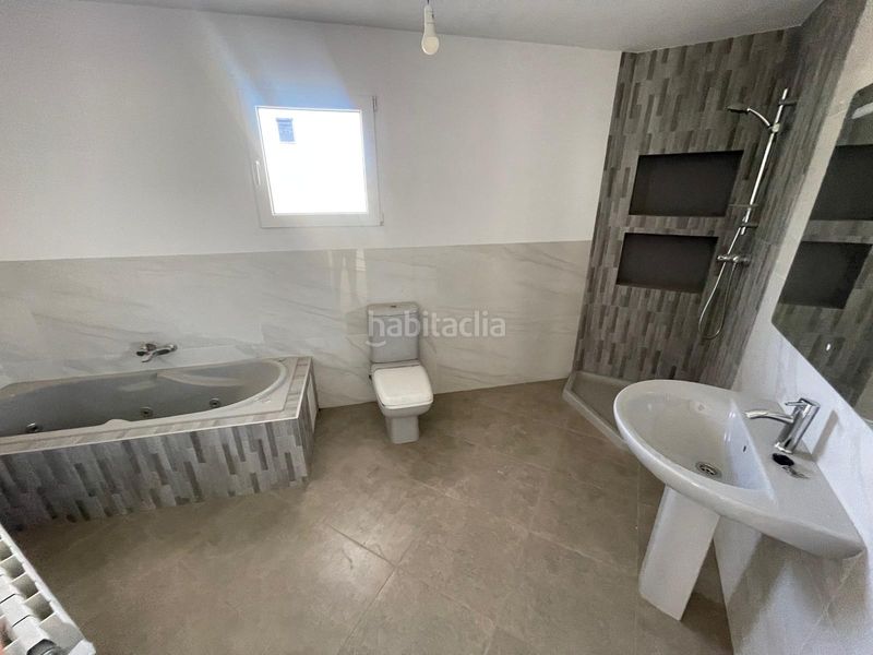 Foto 25b56a8e-b227-49a6-8f02-02f9ca953f94. Chalet en La Nucia Pueblo Nucia (la)