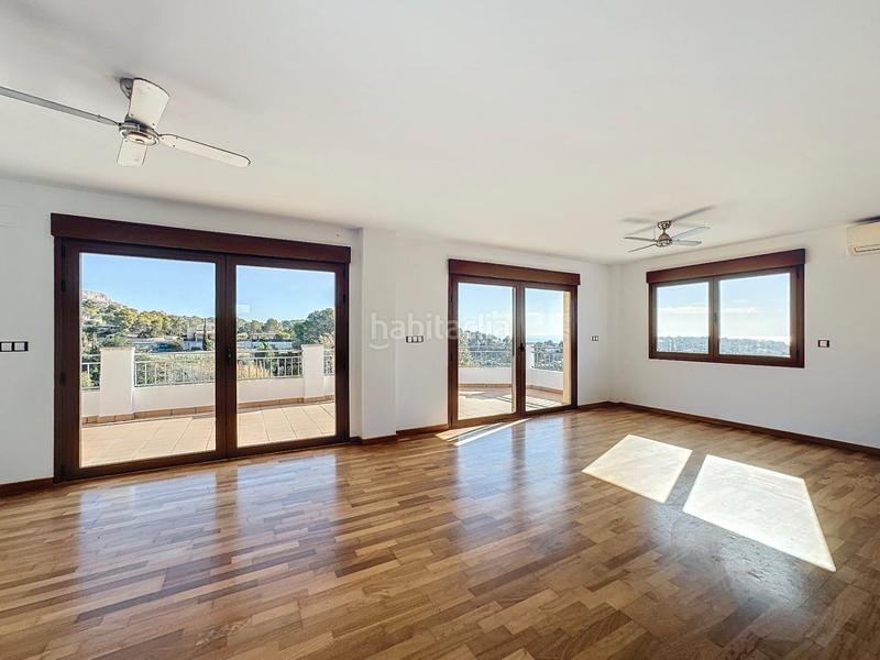 Foto 88b4d2ed-bf55-4712-aace-a971a7193820. Etagenwohnung mit heizung in Altea ciudad Altea