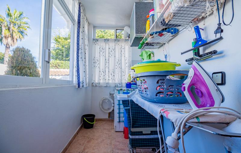 Foto 173c6484-5aff-4742-9748-f23a3f0d51f1. Chalet mit heizung parking pool in Levante Alto Benidorm