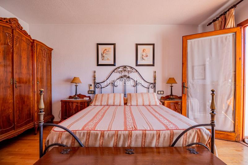 Foto 283db1b0-f1fe-4fd7-88a5-af598acd8975. Chalet avec chauffage parking piscine dans Levante Alto Benidorm